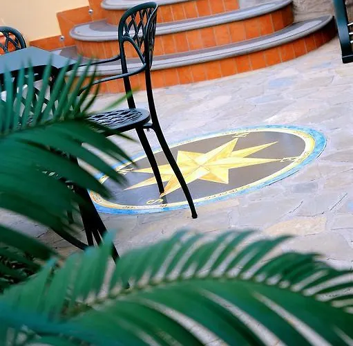 Relais Angiolina בית הארחה 4*