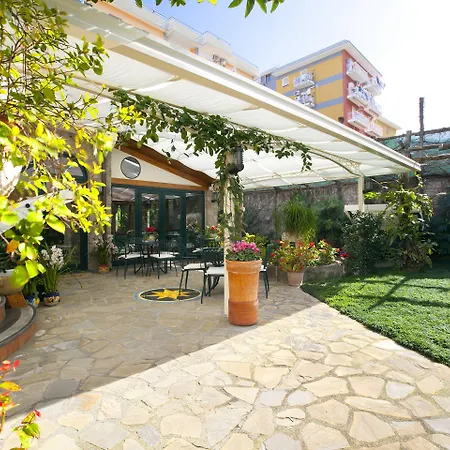 Relais Angiolina Гостевой дом 4*