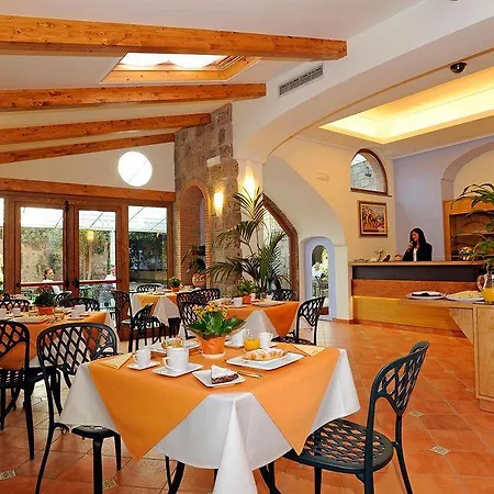 Relais Angiolina Πανσιόν